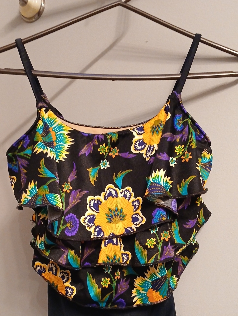 Women's Black Floral Ruffle One-Piece Swimsuit - Yellow & Teal Print